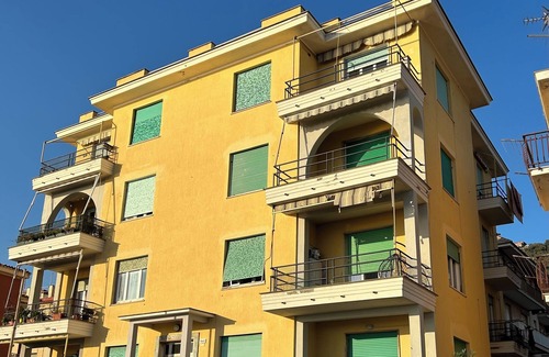 Cavi Apartment | Cavi 1840 apartment within walking distance of the sea