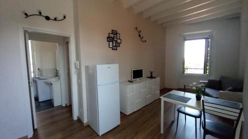 Bernareggio Apartment | Cavour 35