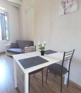 Bernareggio Apartment | Cavour 35
