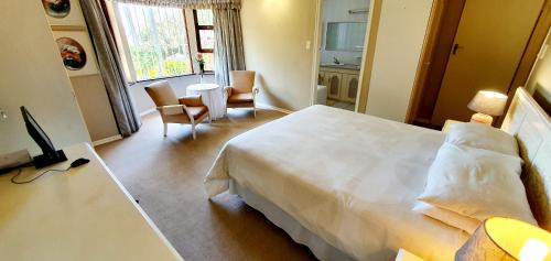 Ramsgate Beach House | Cavu - Sleeps 10 - Ideal Location!