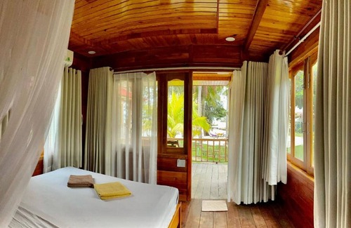 Ham Ninh Resort | Cay Sao Phu Quoc