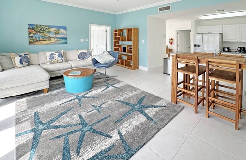 Grand Harbour Condo | Cayman Blu 2 Bedroom Waterfront Condo