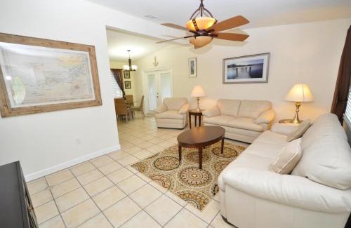 Breezeswept Beach Estates House | Cayman Cottage