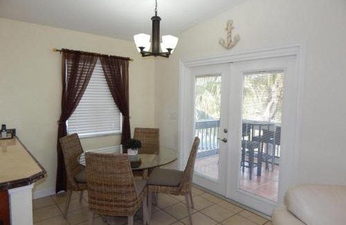 Breezeswept Beach Estates House | Cayman Cottage