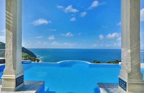 Sea Breeze Hills Villa | Cayman Villa - Contemporary 3 bedroom Villa with Stunning Ocean Views villa