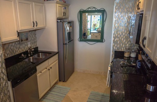 West Bay Condo | Cayman White Sand Beach + Quiet Pool = Relaxation