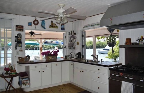 La Parguera Cabin | CAYO GADEJOn