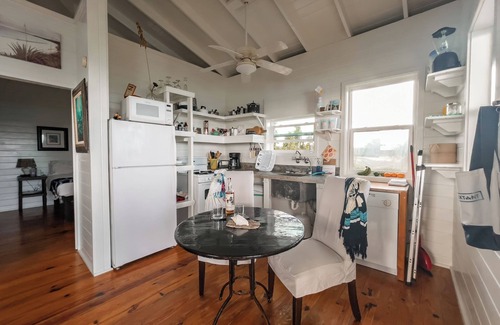 Governor's Harbour House | Cayo Loco Pink Sand Beachfront House for 2 Villa 1