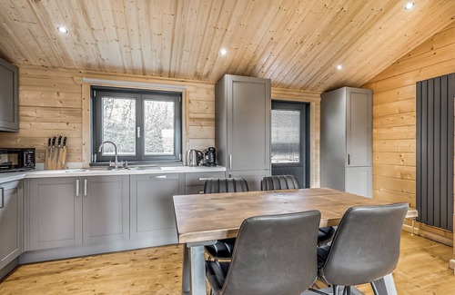 Driffield Ski Chalet | Caythorpe Lodge (Pet)