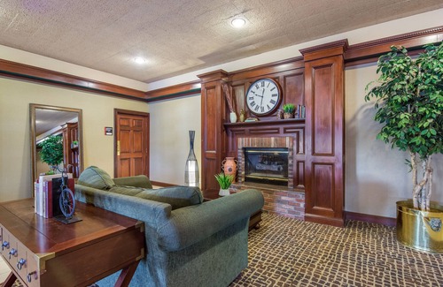 Ithaca Hotel | Cayuga Blu Hotel