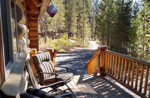 Crescent Cabin | Caz's cozy cabin in the Cascades
