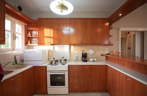 Kalamitsi Villa | Caza Levantiera 4 bedroom villa