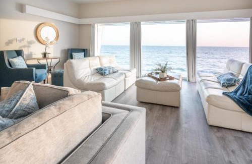 Carlsbad Village House | CB-2445A - Carlsbad Casa De Los Sueños | Unit A