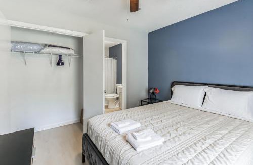 Westover Apartment | Cb 965-301 Modern Fayetteville Charm