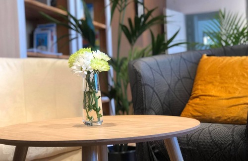 Basly Bed & Breakfast | CB, Between Sea & Land