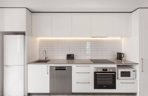 Christchurch City Centre Apartment | CBD Luxury Apartment Free Parking Stunning Views