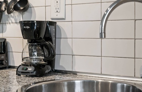 Brookwood Apartment | (CCL) Professional Studio w/Wi-Fi Perfect for Business Travelers