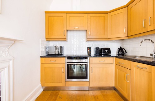 Chinatown Apartment | CCR2 - One Bedroom Apartment, Sleeps 2