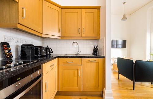 Chinatown Apartment | CCR5 - One Bedroom Apartment, Sleeps 2