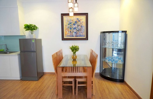 Hai Ba Trung Apartment | CDCAS cozy modern 2 bedroom service apartment PARKHILL Vinhomes Times City