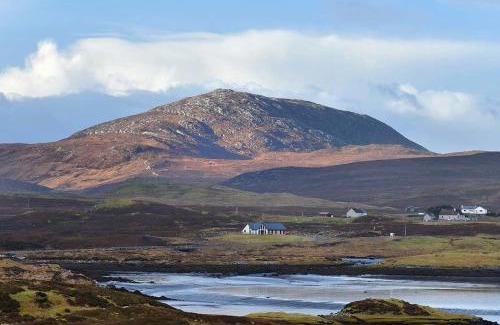 Balallan House | Ceann an Loch Cottage