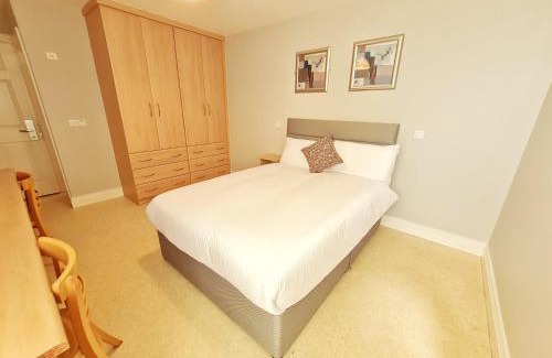Roscoe Apartment | Ceann Boirne Apartments