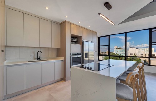 Isla Verde Apartment | Cecilia's PH Ocean Views