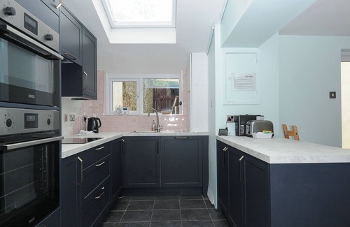 Westward Ho Cottage | CECILY COTTAGE, pet friendly, luxury holiday cottage in Westward Ho!