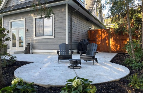 Eastern Hillsides Apartment | Cedar Breeze Guest Suite