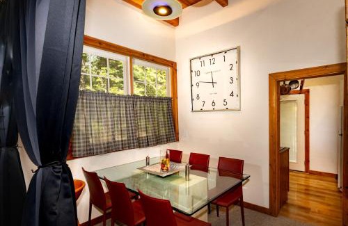 Blanchard House | Cedar Cabin Near Silverwood