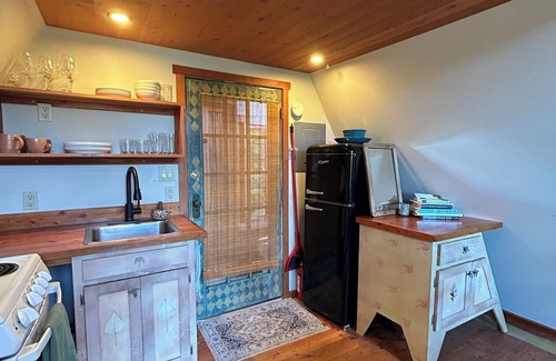 Salt Spring Island Cabin | Cedar Coast A-Frame