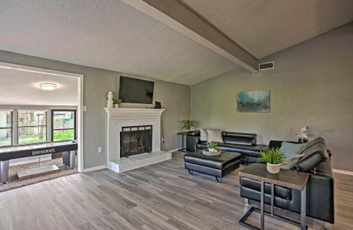 Gun Barrel City House | Cedar Creek Reservoir Home with Deck and Dock