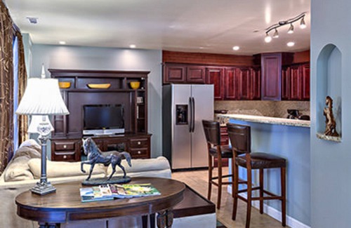 Kenilworth Bed & Breakfast | Cedar Crest Inn