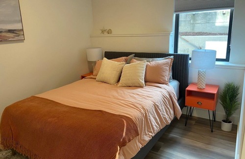 Fairhaven House | Cedar guest suite in Fairhaven