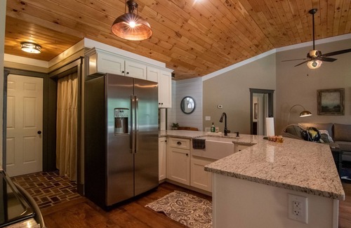 Palmetto House | Cedar Hill Cottage - Secluded farmhouse near Serenbe and Atlanta.