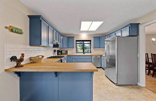 Twain Harte House | Cedar Hill Retreat - 3,200 sft, Pets ok, Tree House, Climbing Wall, Games!