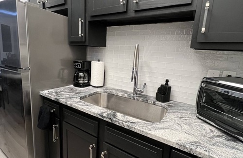 Columbia Condo | Cedar Lake Condo: Beautiful, completely renovated, 2 Bedroom, 2 Bath Condo