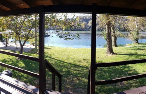 Branson Cabin | Cedar Lakefront Lodge on Taneycomo