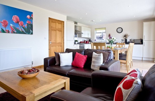 Winnard's Perch Ski Chalet | Cedar Lodge - Retallack