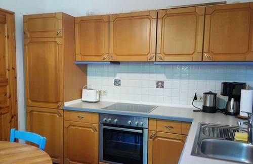 Hinrichshagen Apartment | Cedar log cabin ZBZ Stella - Guesthouses Eva-Maria and Reinhard Köhler