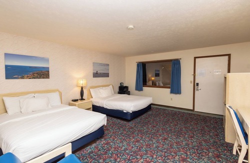 Trowbridge Park Hotel | Cedar Motor Inn