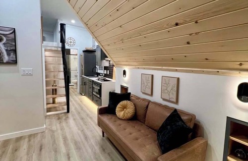 Wellsboro Cabin | Cedar Nook Summary: E