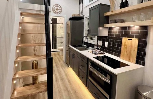 Wellsboro Cabin | Cedar Nook Summary: E