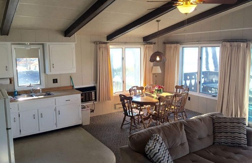 Prudenville Cottage | Cedar Oaks Lakeside Resort - Houghton Lake - Formally Ohana/Riviera Resort.