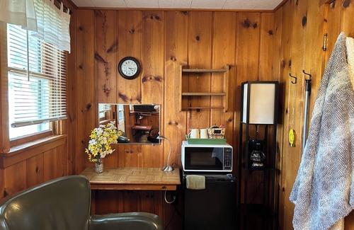 Honor Hotel | Cedar Ridge Cabins