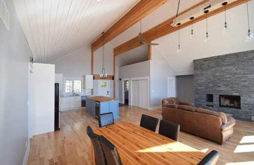 Tobermory House | Cedar Shoals Cottage