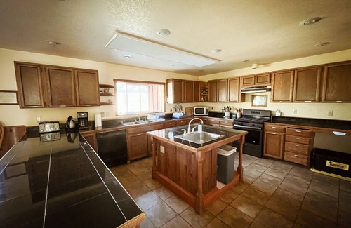 Sedro-Woolley Cabin | Cedar Springs Lodge & Retreat Center - Event Venue for Group Gatherings