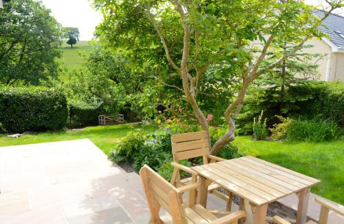 Ruthin House | Cedar Tree Cottage