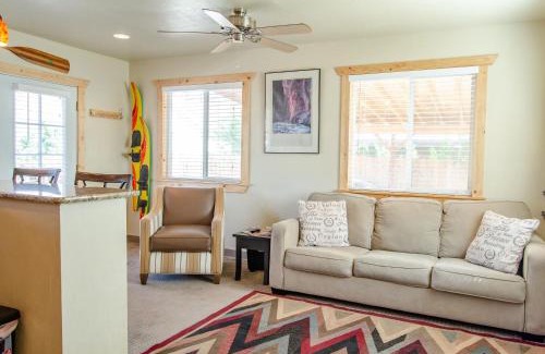 Cedar City Apartment | Cedar Wood Escape