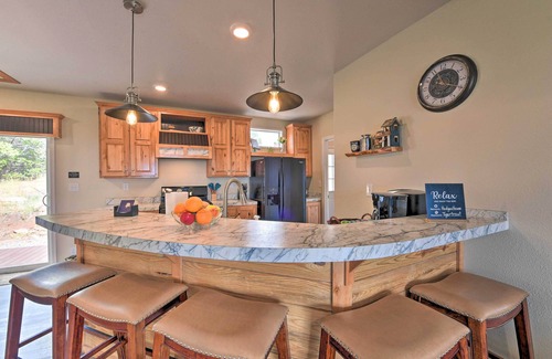 Cedaredge House | Cedaredge Hideaway w/Grill & Mountain Views!